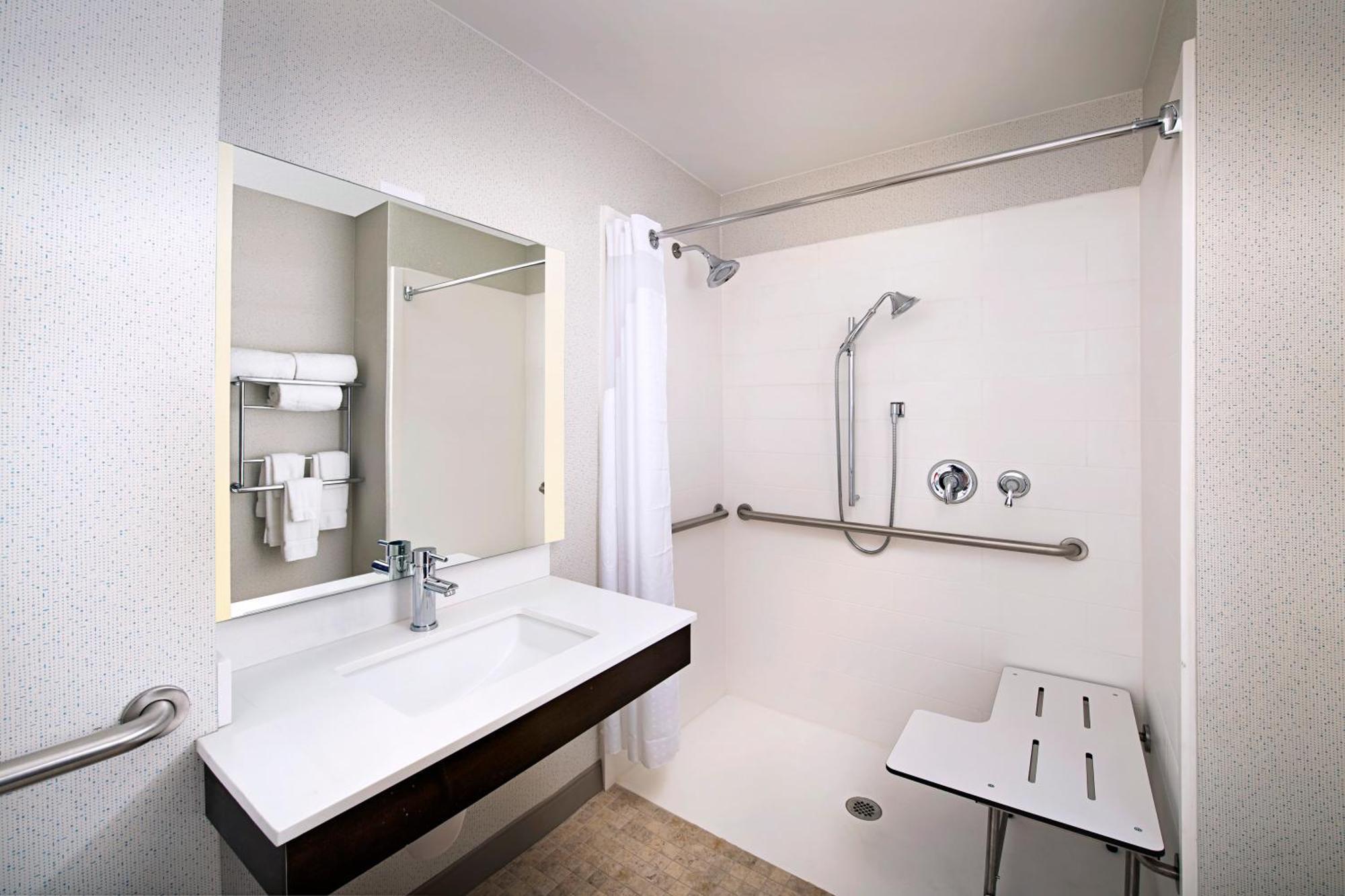 Holiday Inn Express & Suites Baltimore - BWI Airport North By Ihg Linthicum Buitenkant foto