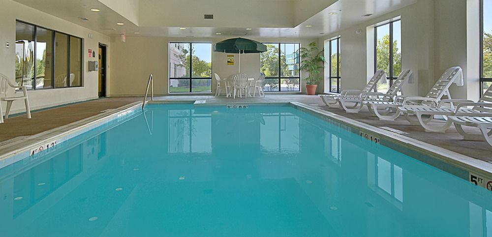 Holiday Inn Express & Suites Baltimore - BWI Airport North By Ihg Linthicum Buitenkant foto